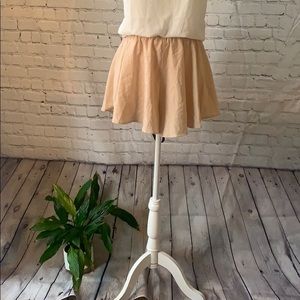 Flowy light pink shorts